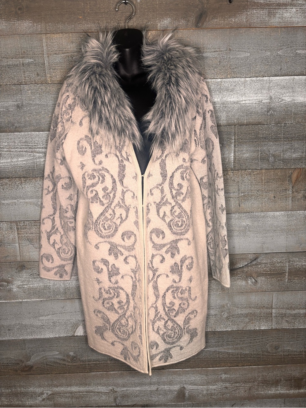 Chico's 100% wool boho Cream Patterned Coat cardigan duster Faux Fur Collar